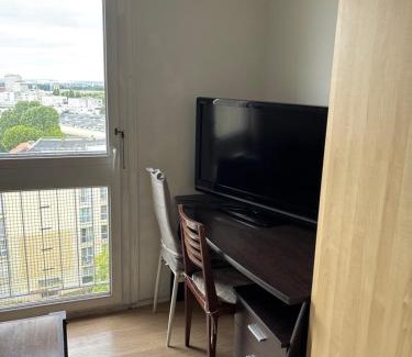 Orly House | Chambre simple proche de mairie Orly