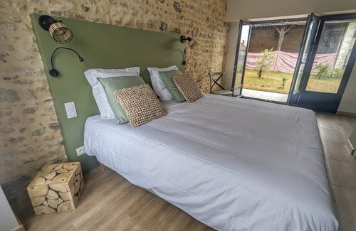 Treuzy-Levelay Other | Chambre sur Jardin Avec Jacuzzi Privatif L'été et Terrasse