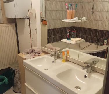 Mulhouse House | Chambre Zimmer Room