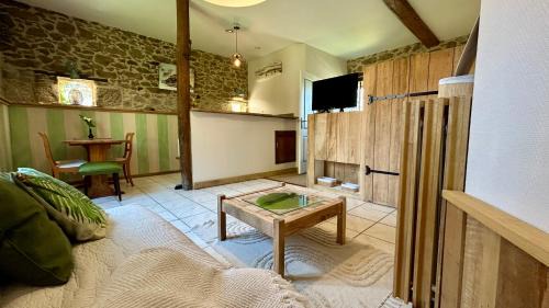 Saint-Malo Bed & Breakfast | Chambres d'Hôtes du Manoir du Haut Salmon