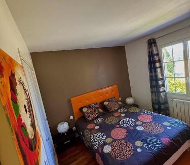Tourtrol House | Chambres d'hôtes Naturiste Les Trois Pins