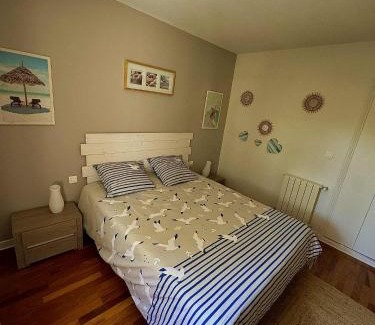 Tourtrol House | Chambres d'hôtes Naturiste Les Trois Pins