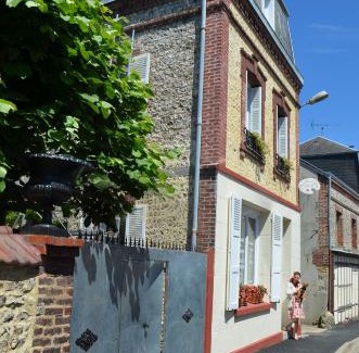 Etretat Bed & Breakfast | Chambres d'hôtes Villa l'espérance