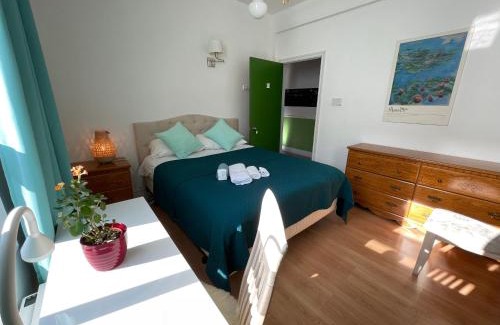 La Petite-Patrie House | Chambres EL MEDITERRANEO Rooms