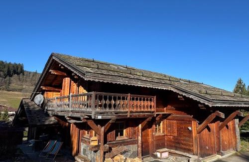 Demi-Quartier Ski Chalet | Chambres et Mazots du Chalet de Mado