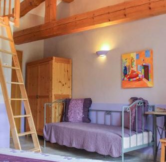 Callian House | Chambres privatisées avec cuisine d’été