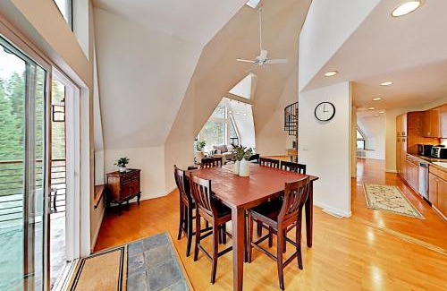 Truckee House | Chamonix Escape