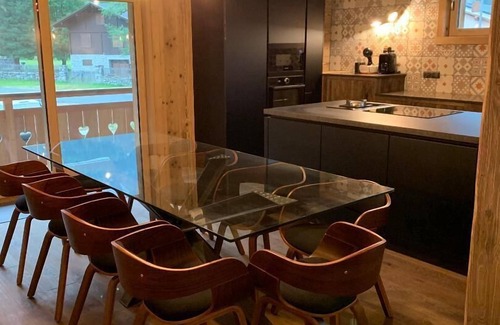 Les Praz-de-Chamonix Ski Chalet | Chamonix - les praz - Beautiful individual chalet completely renovated