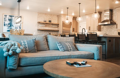 Park City Resort | Chamonix Mountain Retreat: New 4BR, Luxurious Amenities, Kitchen, Stunning Views