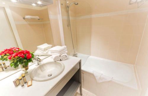 Ternes Hotel | Champerret Heliopolis