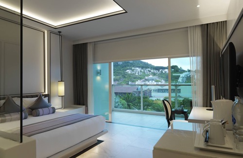 Kata Hotel | Chanalai Romantica Resort Kata Beach - Adults Only