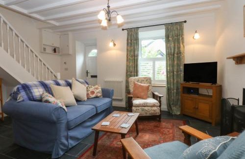 Dolwyddelan House | Chandos