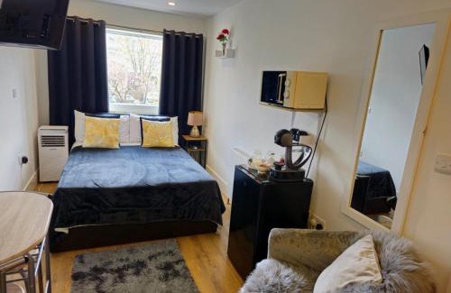 Lambeth House | Chanel Ensuite Double Room