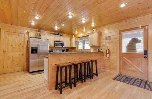 Gatlinburg - Pigeon Forge Cabin | Changes in Latitude