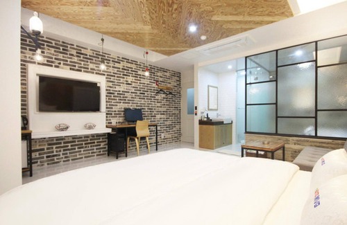 Changwon Hotel | Changwon Bonggok-dong MVG