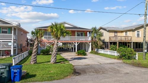 Cherry Grove Beach House | Channel Views & Sunsets in Cherry Grove Beach