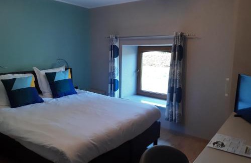 Halleux Bed & Breakfast | Chanteloup, Maison d'hotes - Halleux