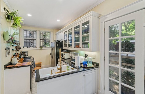 Cooper-Young Historic District House | Chantilly Century House I 1920s Gatsby's Glamour Manor