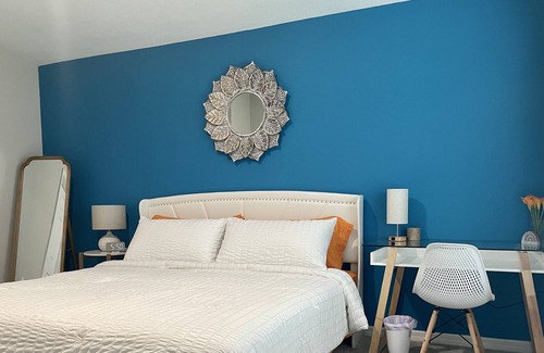 Winter Haven House | Chanti’s Place, Winter Haven, Hideaway w/ King Bed