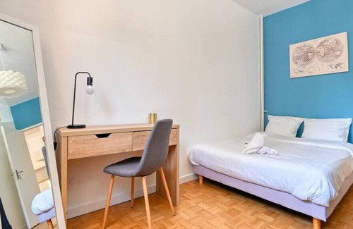 Les Cinq Avenues Apartment | CHAPE-LargeT5 6 min walk from the Cinq Avenue metro station