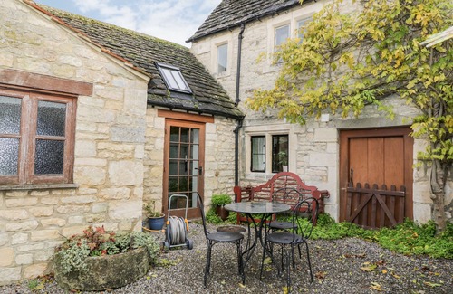 King's Stanley Cottage | Chapel Cottage