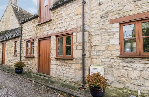 King's Stanley Cottage | Chapel Cottage