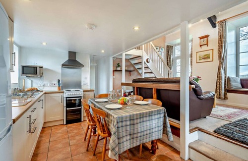 Sedbergh House | Chapel House - Two Bedroom House, Sleeps 4