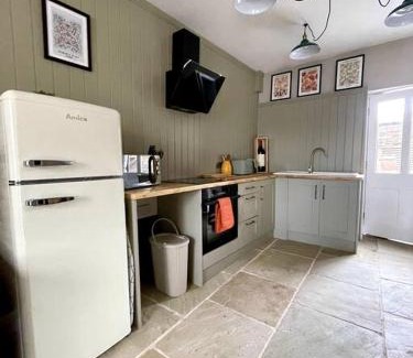 King's Lynn House | Chapel Houses, A collection of three townhouses A central collection that sleeps 10