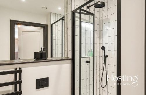 Henley Apartment | Chapel Loft - Brand New With Parking