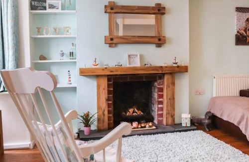 Amlwch House | Chapel Street Cottage