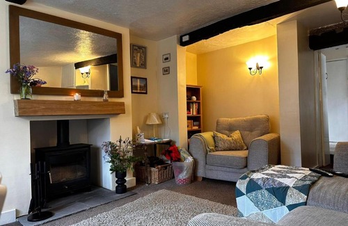 Cheddleton House | Chapter Cottage, Cheddleton Nr Alton Towers, Peak District, Foxtail Barns, the Ashes