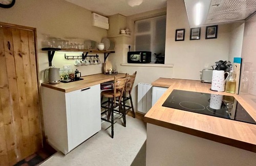 Cheddleton House | Chapter Cottage, Cheddleton Nr Alton Towers, Peak District, Foxtail Barns, the Ashes