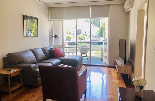 Caulfield North Apartment | Character, comfort and convenience in Caulfield Nth
