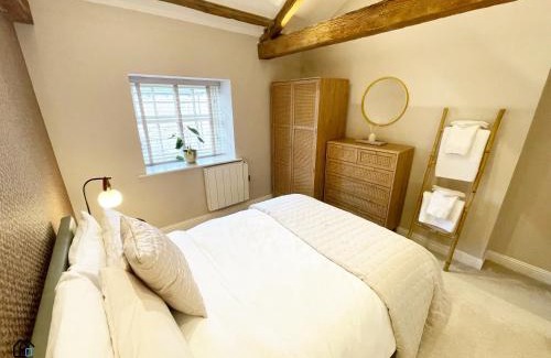 Harrogate Villa | Character filled Courtyard Escape