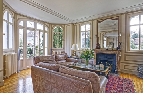 Le Celle-Saint-Cloud Villa | Character villa 8 to 15p, 15 min from Paris-350 m2
