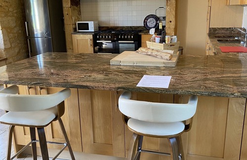 Vezac House | Character house, private heated pool, air conditioning, 5 minute drive to Sarlat