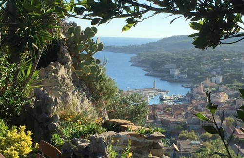Cassis Villa | Character villa with sea view and swimming pool