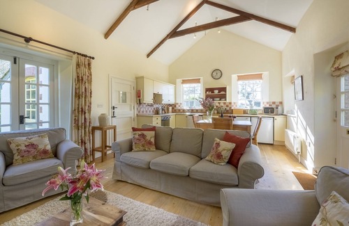 Caerhays Cottage | Characterful cottage in a rural coastal location on the Historic Caerhays Estate on the South Cornis
