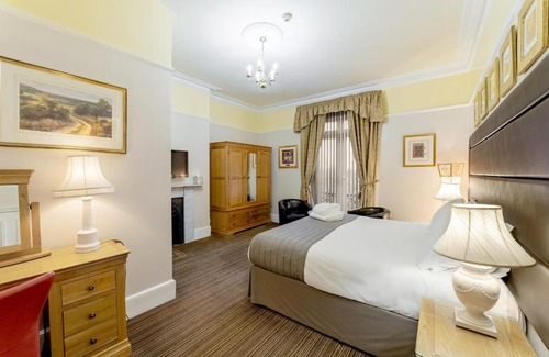Hereford House | Charades Guest House
