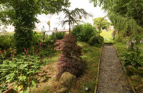 Saundersfoot Cottage | Charlecote House