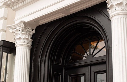 Charleston Historic District Apartment | Charleston Room | 2 King Beds + Spacious Layout