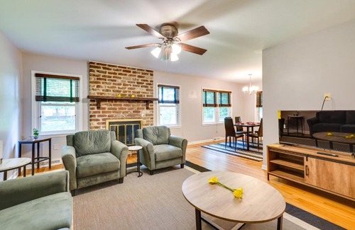 Charleston House | Charleston Vacation Home 6 Mi to Downtown and Beach!