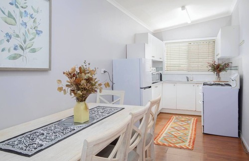Charlestown House | Charlestown Cottage Relaxed Stay in Lake Macquarie