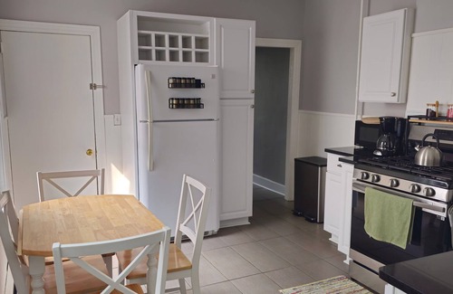 Thompson Square - Bunker Hill Condo | Charlestown Gem - Historic and Central Boston location, perfect for walking