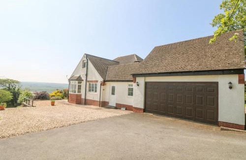 Barnstaple House | Charlesworth
