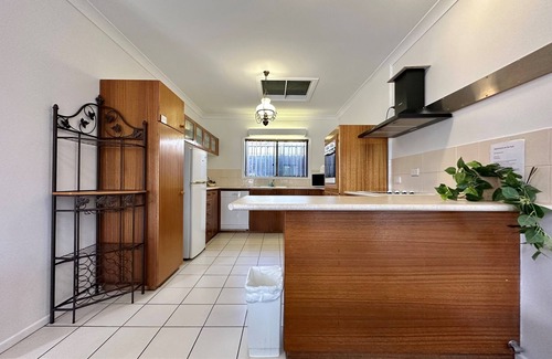 Glen Innes Hotel | Charlesworth On The Park