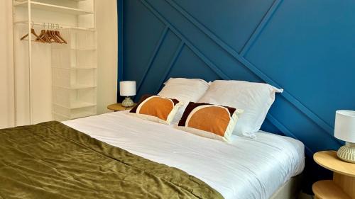 Nevers Apartment | Charlie Blue