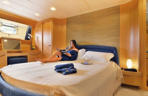 Arzachena Boat Rental | Charlie Blue Yacht - your unforgettable vacation