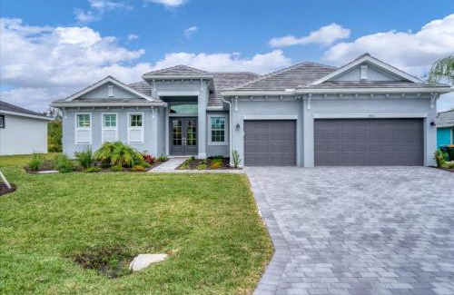 South Gulf Cove House | Charlotte County 5886: Perfect Gulf Coast Retreat
