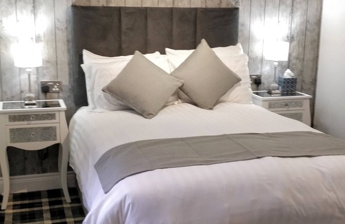 Londonderry House | Charlotte House